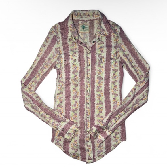 Free People Tops - Free People Western Floral Paisley Button Up Shirt 🟣